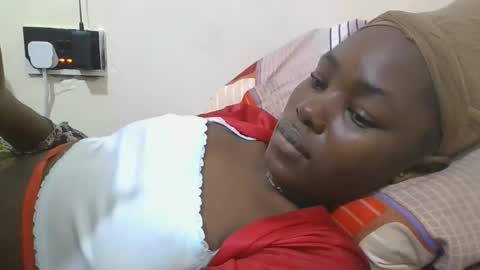 Snapshot of jollynabeb chatting on 7, 10, 2025 jollynabeb online show from 7, 10, 2025