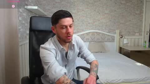 Snapshot of jonahshaw chatting on 4, 5, 2026 JonahShaw online show from 4, 5, 2026