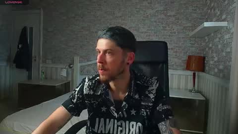 Snapshot of jonahshaw chatting on 31, 5, 2026 JonahShaw online show from 31, 5, 2026
