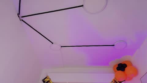 Jonas  online show from 16, 10, 2025