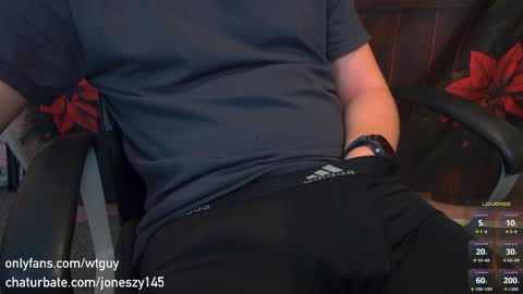 Snapshot of joneszy145 chatting on 1, 4, 2026 WhteGuy online show from 1, 4, 2026