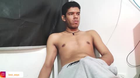 Snapshot of jonhsebastiann chatting on 19, 3, 2026 John online show from 19, 3, 2026