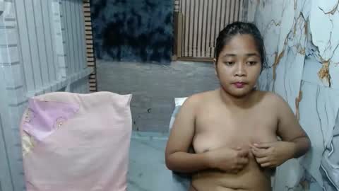 jonna2568 online show from 2, 12, 2025