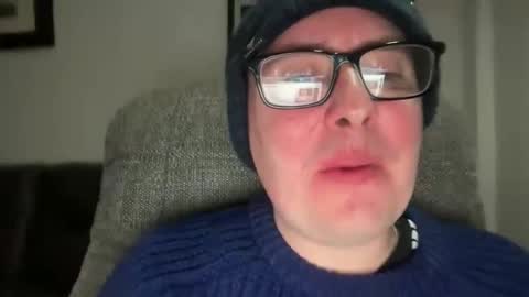 Snapshot of jonnybeeswax7376964133 chatting on 4, 3, 2026 jonnybeeswax7376964133 online show from 4, 3, 2026