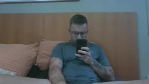 Snapshot of jonoy1995 chatting on 2, 12, 2024 jonoy1995 online show from 2, 12, 2024