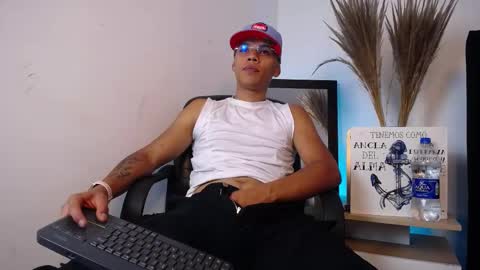 Snapshot of jordan_kiing chatting on 17, 10, 2025 Jordan Kiing online show from 17, 10, 2025