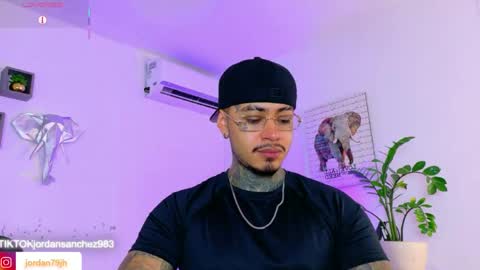 Snapshot of jordansmiith_ chatting on 27, 4, 2026 Jordan Smith online show from 27, 4, 2026