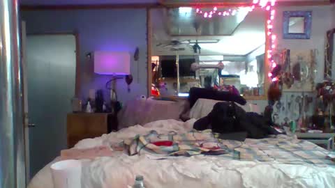 Snapshot of josavaho235836 chatting on 19, 2, 2026 Joey Amy online show from 19, 2, 2026