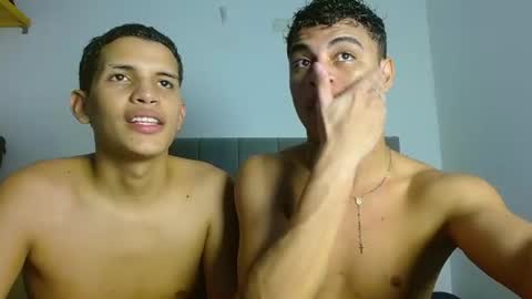Snapshot of jose_and_daniel chatting on 14, 7, 2026 JOSE AND DANIEL online show from 14, 7, 2026