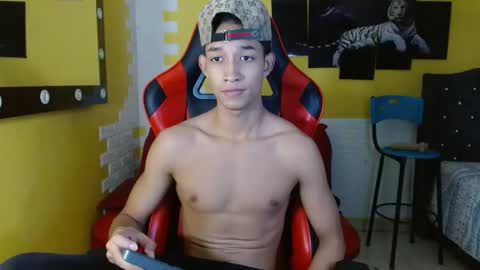 Snapshot of jose_sexycumm chatting on 7, 10, 2025 jose_sexycumm online show from 7, 10, 2025