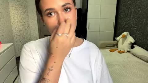 Snapshot of josefagamber chatting on 14, 4, 2026 Eli online show from 14, 4, 2026