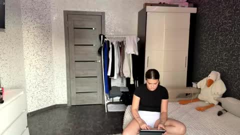 Snapshot of josefagamber chatting on 18, 4, 2026 Eli online show from 18, 4, 2026