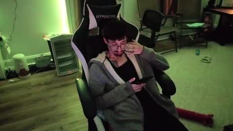 Snapshot of josefturner1 chatting on 7, 4, 2026 Josef online show from 7, 4, 2026