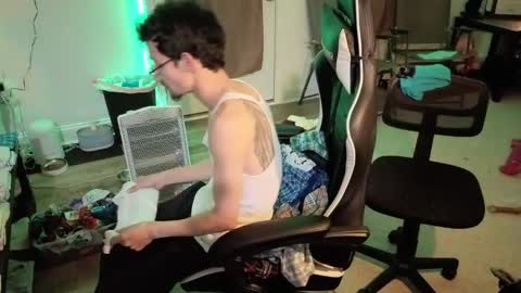 Snapshot of josefturner1 chatting on 8, 4, 2026 Josef online show from 8, 4, 2026