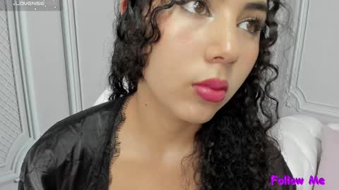 Snapshot of joselyn_sexy_ chatting on 29, 12, 2024 Katalina online show from 29, 12, 2024