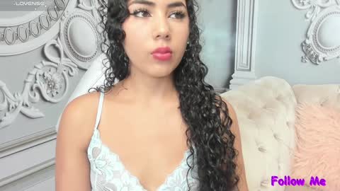 Snapshot of joselyn_sexy_ chatting on 2, 1, 2025 Katalina online show from 2, 1, 2025