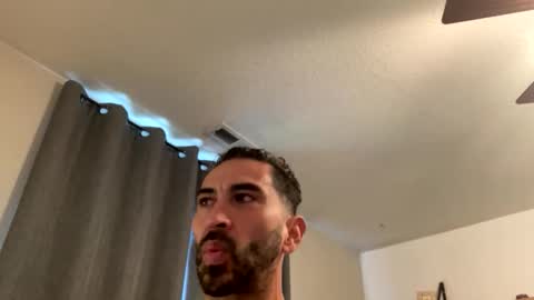 Snapshot of josemcmin chatting on 13, 4, 2026 josemcmin online show from 13, 4, 2026