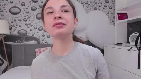 Snapshot of josephinerowe chatting on 23, 4, 2026 Josephine online show from 23, 4, 2026