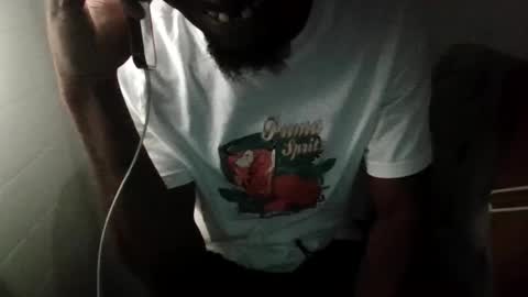 Snapshot of josephlongwat29 chatting on 9, 11, 2025 josephlongwat29 online show from 9, 11, 2025