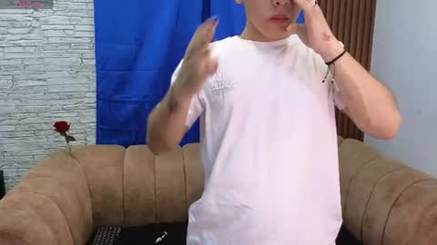 Snapshot of josethariaz25 chatting on 20, 6, 2026 JOSETH ARIAZ online show from 20, 6, 2026