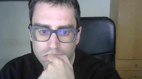 Snapshot of josevd chatting on 31, 3, 2026 Jose online show from 31, 3, 2026