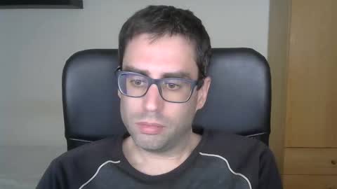 Snapshot of josevd chatting on 15, 4, 2026 Jose online show from 15, 4, 2026