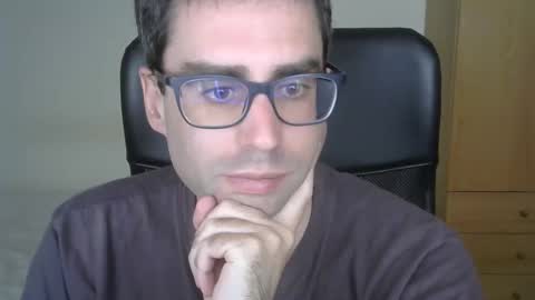 Snapshot of josevd chatting on 21, 4, 2026 Jose online show from 21, 4, 2026