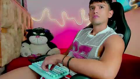 Snapshot of josh_cam99 chatting on 15, 2, 2026 JOSH online show from 15, 2, 2026