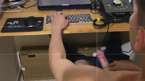 Snapshot of josheli chatting on 9, 4, 2026 Nicolas online show from 9, 4, 2026