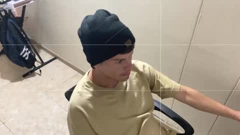 Snapshot of josheli chatting on 22, 4, 2026 Nicolas online show from 22, 4, 2026