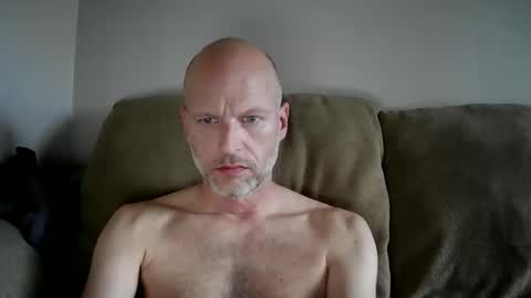 Snapshot of joshking2017 chatting on 2, 1, 2025 joshking2017 online show from 2, 1, 2025