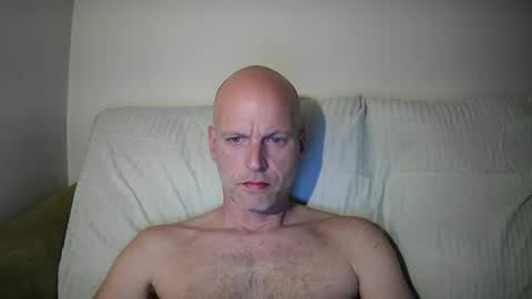 Snapshot of joshking2017 chatting on 5, 1, 2025 joshking2017 online show from 5, 1, 2025