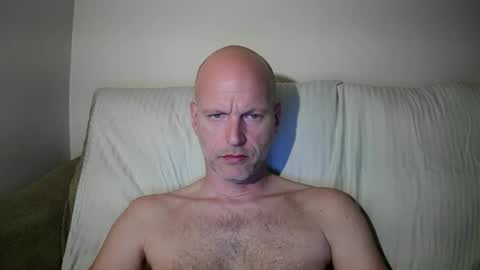 Snapshot of joshking2017 chatting on 6, 1, 2025 joshking2017 online show from 6, 1, 2025