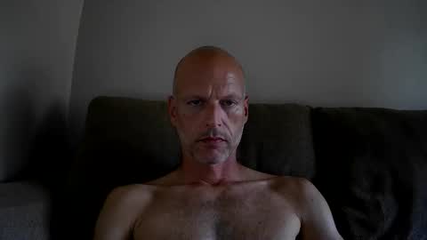 Snapshot of joshking2017 chatting on 7, 6, 2026 joshking2017 online show from 7, 6, 2026
