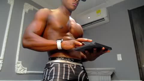 Snapshot of joshloganx chatting on 13, 12, 2024 joshloganx online show from 13, 12, 2024