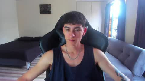 Snapshot of joshmiller_ chatting on 11, 4, 2026 Josh online show from 11, 4, 2026