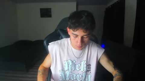 Snapshot of joshmiller_ chatting on 14, 4, 2026 Josh online show from 14, 4, 2026