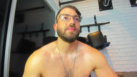 Snapshot of joshualyon chatting on 6, 1, 2025 Joshua The Lion online show from 6, 1, 2025