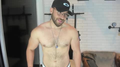 Snapshot of joshualyon chatting on 6, 2, 2025 Joshua The Lion online show from 6, 2, 2025