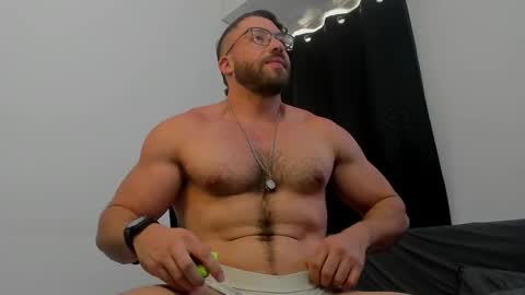 Snapshot of joshualyon chatting on 17, 9, 2025 Joshua The Lion online show from 17, 9, 2025