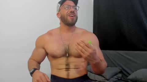 Snapshot of joshualyon chatting on 18, 9, 2025 Joshua The Lion online show from 18, 9, 2025