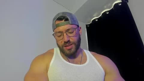 Snapshot of joshualyon chatting on 9, 10, 2025 Joshua The Lion online show from 9, 10, 2025