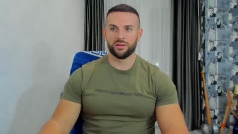 Snapshot of joshuamuscle69 chatting on 22, 1, 2025 joshuamuscle69 online show from 22, 1, 2025