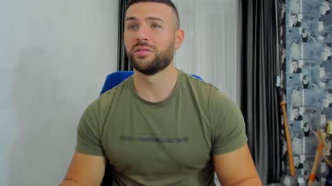 Snapshot of joshuamuscle69 chatting on 23, 1, 2025 joshuamuscle69 online show from 23, 1, 2025