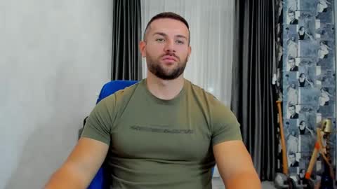 Snapshot of joshuamuscle69 chatting on 4, 2, 2025 joshuamuscle69 online show from 4, 2, 2025