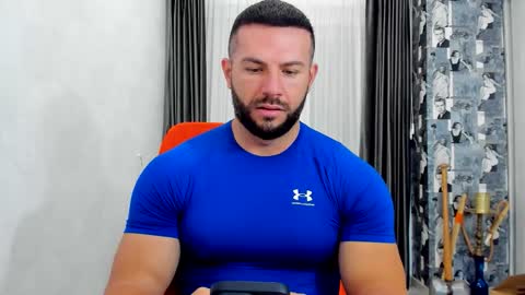 Snapshot of joshuamuscle69 chatting on 15, 9, 2025 joshuamuscle69 online show from 15, 9, 2025