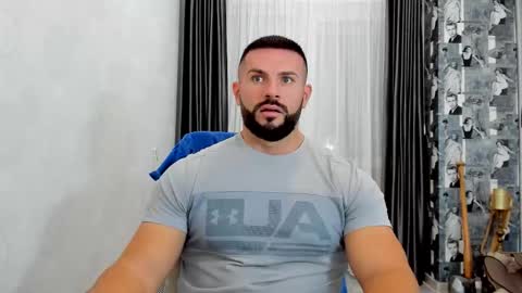 Snapshot of joshuamuscle69 chatting on 29, 11, 2025 joshuamuscle69 online show from 29, 11, 2025