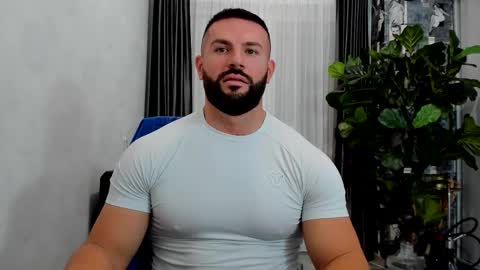 Snapshot of joshuamuscle69 chatting on 17, 12, 2025 joshuamuscle69 online show from 17, 12, 2025