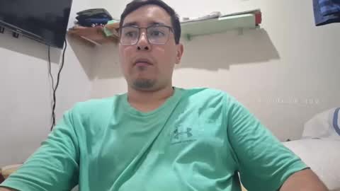 Snapshot of josq121 chatting on 5, 3, 2025 josq121 online show from 5, 3, 2025