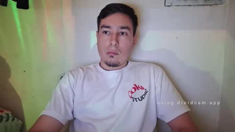 Snapshot of josq121 chatting on 29, 11, 2025 josq121 online show from 29, 11, 2025